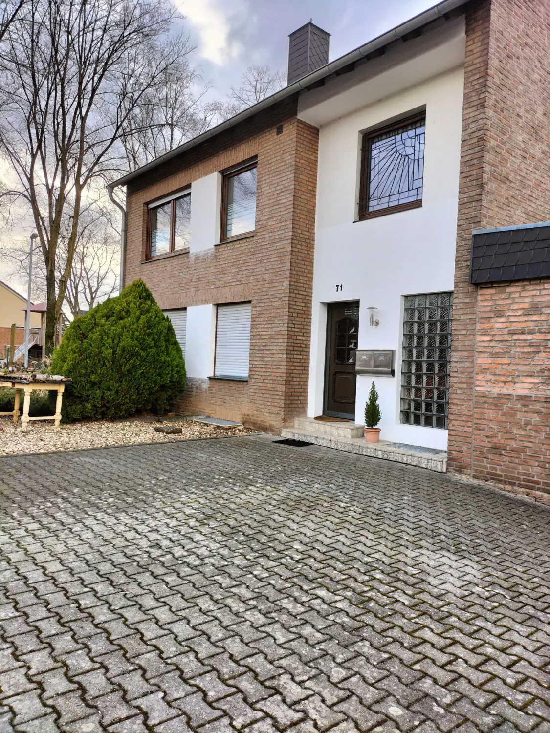 Jüchen Gierath Wohnung JG2 von Haus Lind